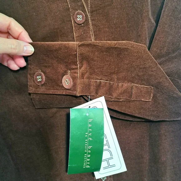 NWT women's fitted chocolate-brown corduroy button-up shirt, Harvé Benard. - Picture 5 of 11